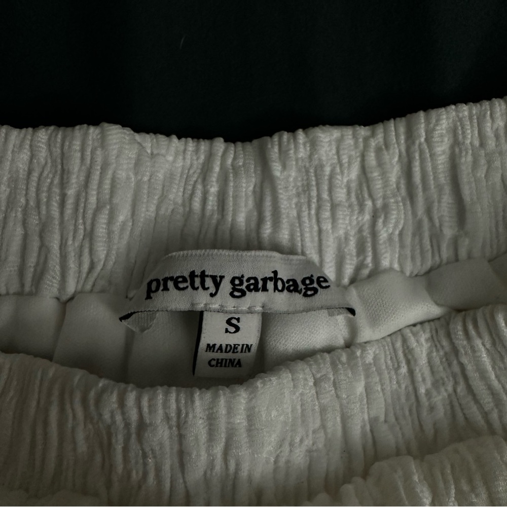 Small Textured Pants - Picture 3 of 3